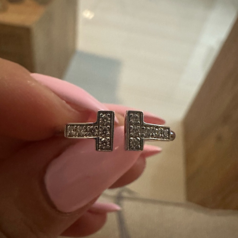 Tiffany & co T Diamond Wire Ring in White Gold